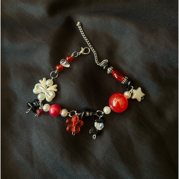 💌CHARM BRACELET 
💌ADJUSTABLE SIZE 
💌HANDMADE - Picture 1 of 5